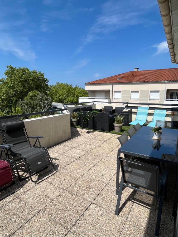 Bngo I Immense Rooftop Lyon I 2 Chambres, 4 Places Parkings, 2 Immenses Terrasses, 8 Personnes Екстер'єр фото