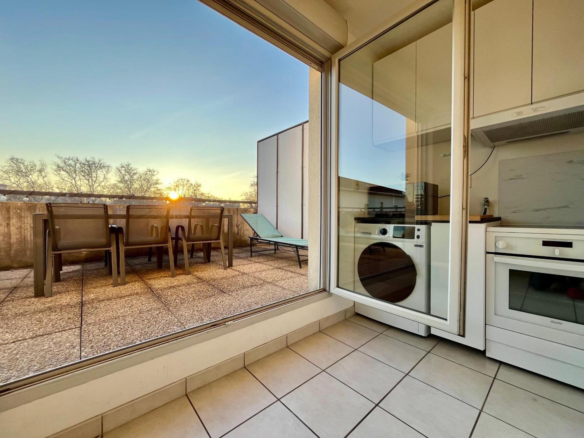 Bngo I Immense Rooftop Lyon I 2 Chambres, 4 Places Parkings, 2 Immenses Terrasses, 8 Personnes Екстер'єр фото
